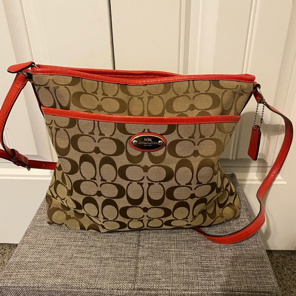Coach shoulder purse